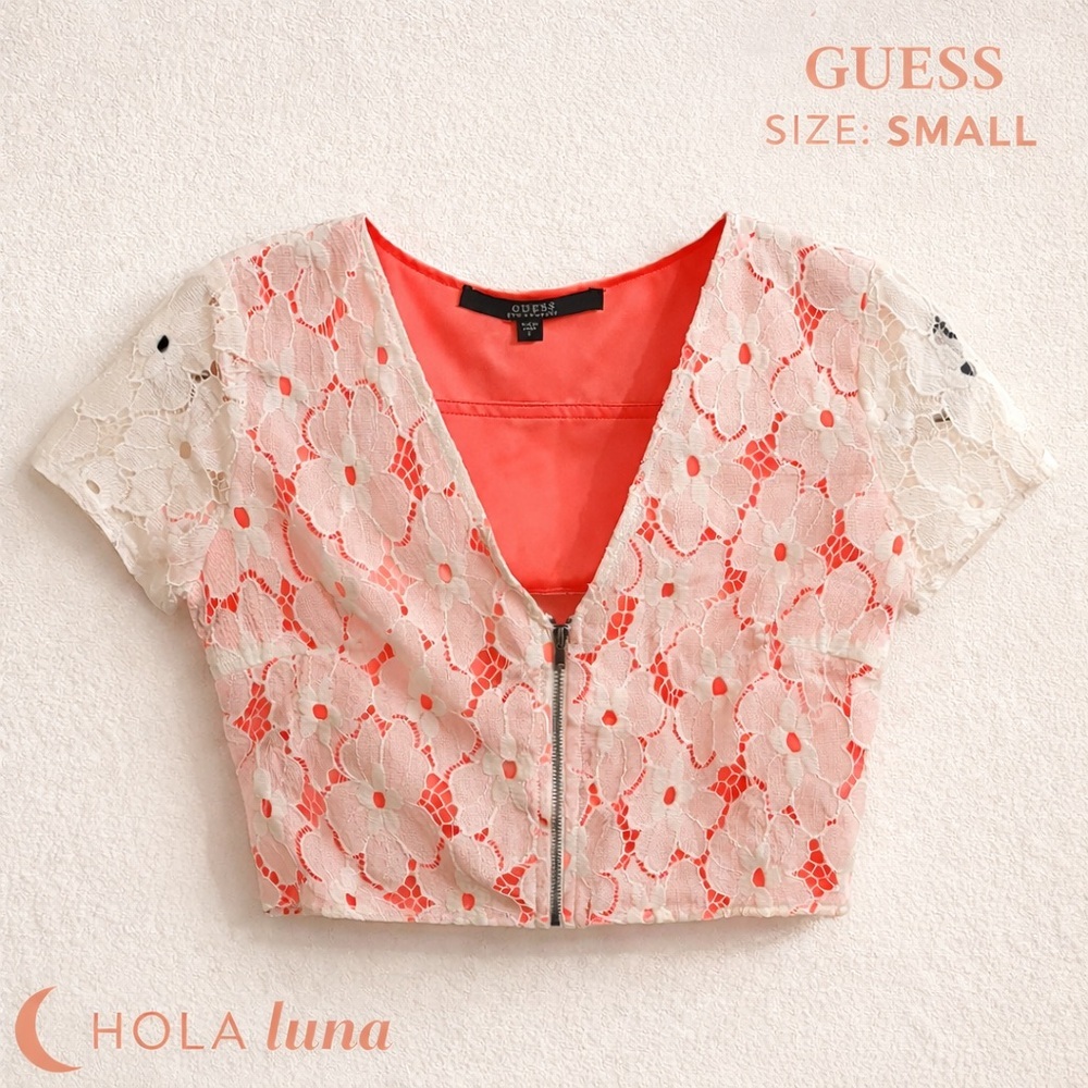 GUESS LACE CROP TOP